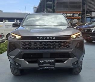 2026 TOYOTA HILUX TRAVO OVERLAND PLUS 4X4