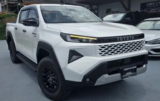 2026 TOYOTA HILUX TRAVO 4DR PRERUNNER PREMIUM