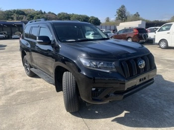 2023 TOYOTA LAND CRUISER PRADO TXL: MATT BLACK EDITION 2023 TOYOTA LAND CRUISER PRADO TXL: MATT BLACK EDITION