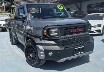 2026 TOYOTA HILUX CHAMP ATTRACTIVE